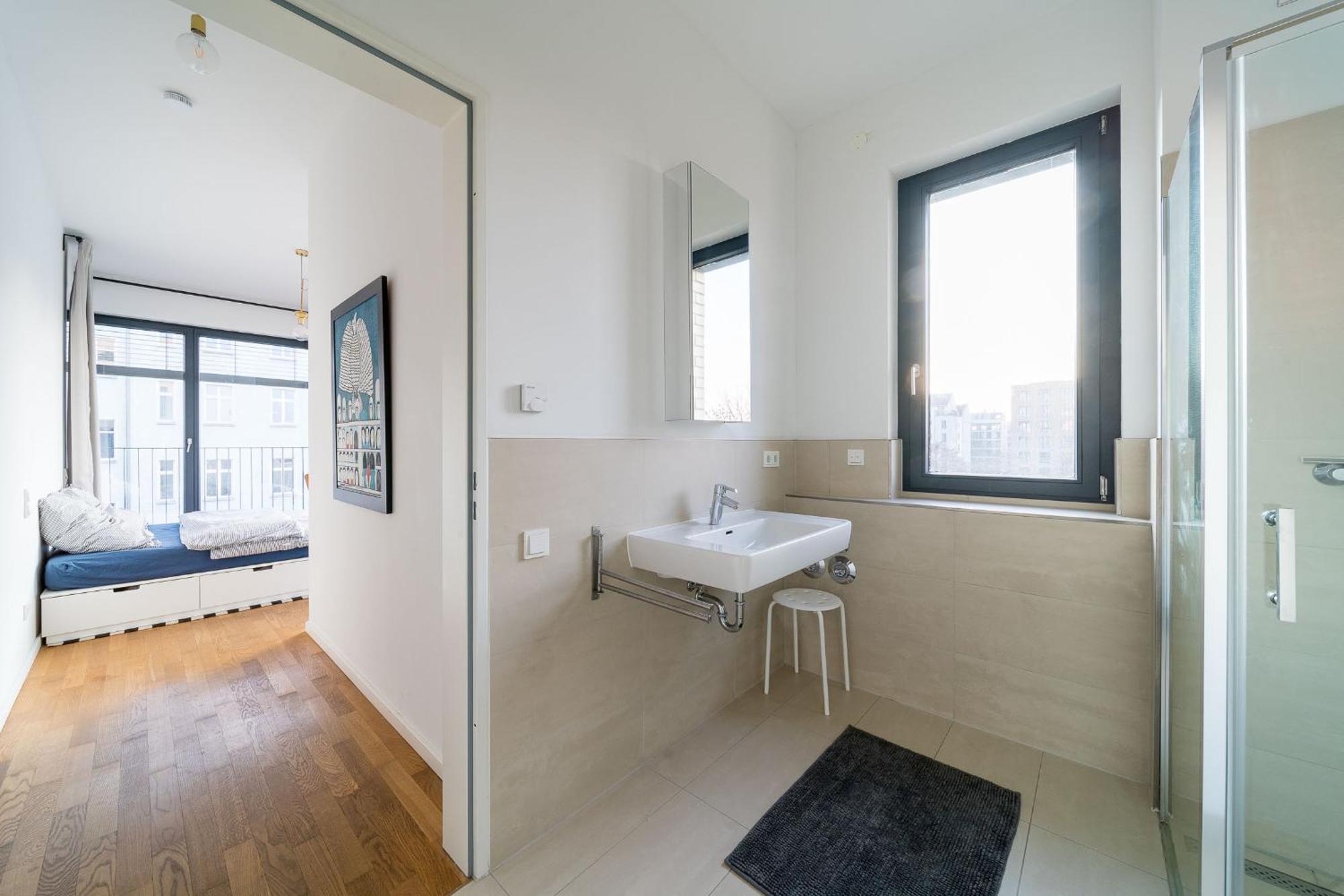 2 Bedroom Mauerpark-apartment, Mitte View Calendar Apartamento *