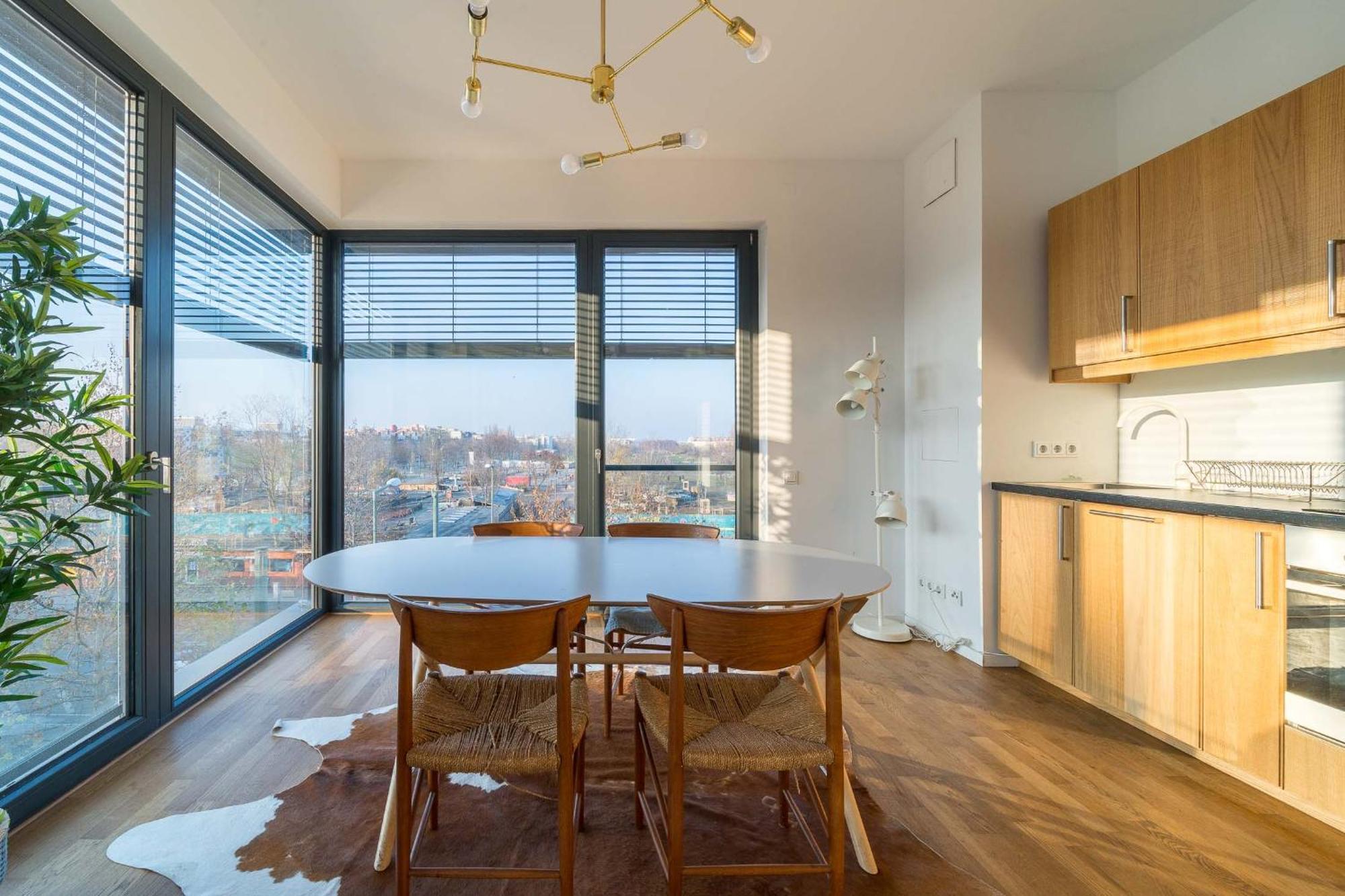 Apartamento 2 Bedroom Mauerpark-apartment, Mitte View Calendar *