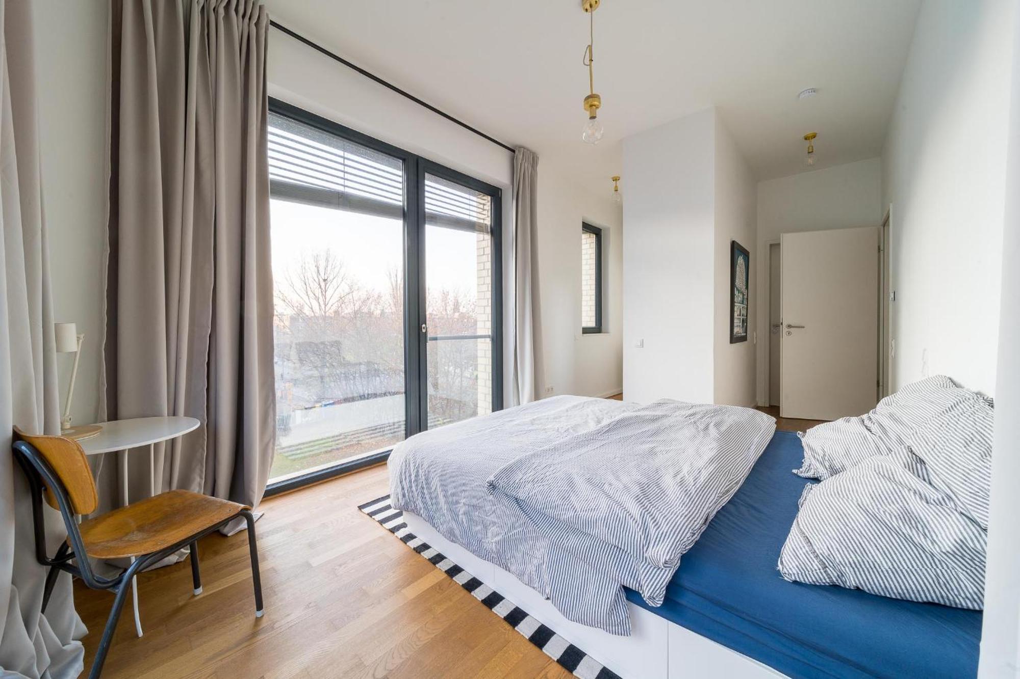 Apartamento 2 Bedroom Mauerpark-apartment, Mitte View Calendar